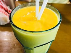 芒果牛奶冰沙-Jonah's Fruit Shake & Snack Bar