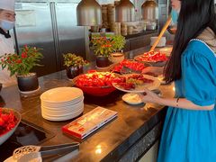 自助取餐区-云端西餐厅(南宁龙光那莲豪华精选酒店)