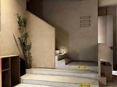 -灸春堂·艾灸·痛症·整脊连锁(丰潭路店)