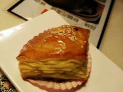 -新大咀港式茶餐厅(宝山万达店)