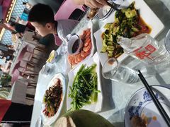 -范饭椰林川湘味海鲜·椰子鸡(三亚湾椰梦长廊店)