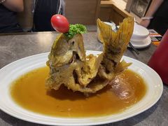 糖醋黄河鲤鱼-闫府私房菜·老字号(恒隆店)