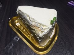 -云朵上的鱼(莘庄店)