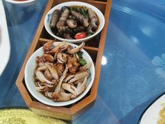 麻辣三拼-乔家小院•本地小海鲜•非遗驴肉(万年泉路店)
