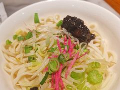 老北京炸酱面-海碗居(王府井店)