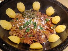 -万里闯关东铁锅炖菜馆(高新旗舰店)