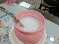 椰汁炖桃胶-黄师奶甜品店