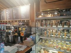 -焙丽拾光(麦凯乐直营店)