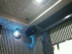 -芒果派对·量贩式KTV