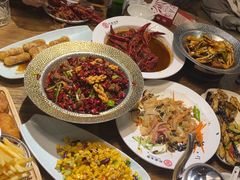 -叶派龙虾•招牌香辣蟹·海鲜(中海国际店)