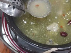 -濠轩阁特色生蚝火锅(水湾路店)