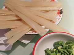 -鱼窝棚柴火铁锅炖(富山屯店)