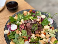 牛肉沙拉-怪 kafe.