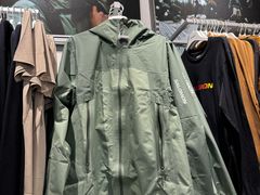 -塞拉瓦莱名品奥特莱斯
