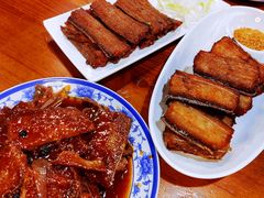 -生活本该如此北京小馆(周庄嘉园店)