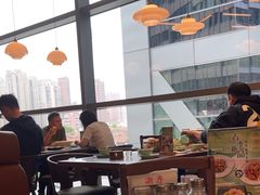 -潮界(LU·ONE凯德晶萃广场店)