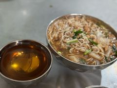 -正宗杨记普洱酸醋米线(总店)