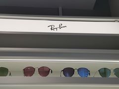 -目艮眼镜SHOWROOM(品牌集合店)