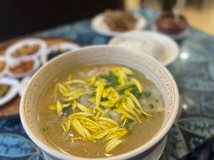 -桥香园云南过桥米线(金马碧鸡店)