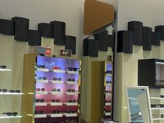 -博士眼镜·President总统(宝安海雅缤纷城店)