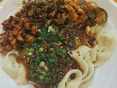 油泼炸酱刀削面-107粉铺