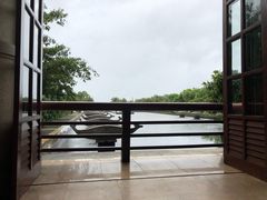 -亚龙湾喜来登·美景台大堂吧