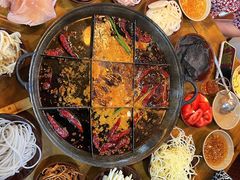 -正南齊北重庆老火锅(光华村直营店)