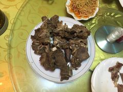 苏莱特色啃牛骨头-苏莱特色牛骨滩羊手抓馆(长城东街总店)