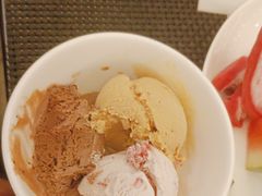 -圣丰索菲特·2 On 988 Café 自助餐厅