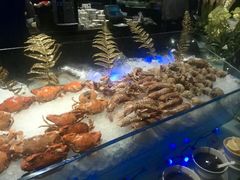 -唐拉雅秀酒店-西锦汇空中BBQ·思创餐厅