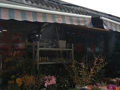 -平吉花卉市场