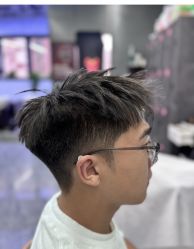 点击看大图 -藤野造型烫发染发