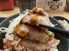 -難波肉劇場