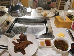 -爱客得牛排海鲜烤肉·火锅自助(春熙路黑金好店)