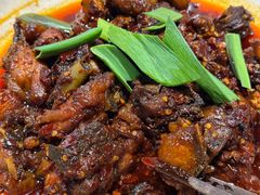 -野山舂·贵州现舂酸汤火锅(鸿通城店)