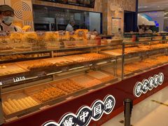 面包甜点陈列柜-東更道点心行(崂山丽达店)