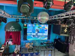 -Famous肥猫墨西哥音乐餐吧(五棵松华熙LIVE店)