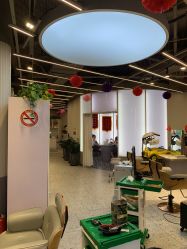 -PE SALON 