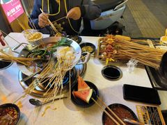 -钢管厂五区小郡肝串串香(滨江店)