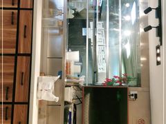 -新大咀港式茶餐厅(宝山万达店)