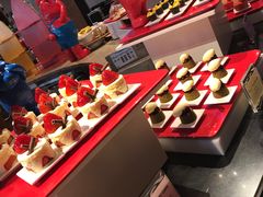 -咖啡苑自助餐厅·中国大饭店