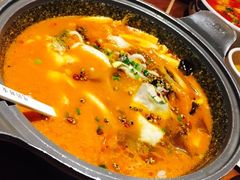 -渝是乎酸菜鱼(龙旗购物中心店)