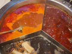 -廖掌柜·重庆鲜货火锅(上海首店)