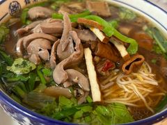 -镇南锅盖面馆(解放路店)