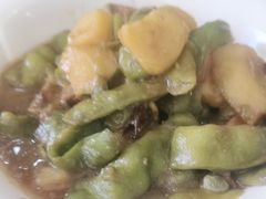 -鹤乡东北菜(崮山路店)