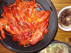 -巴厘龙虾·榜首油焖大虾(音乐学院·沿江酒馆店)