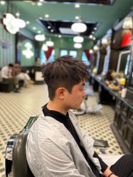 -海文先生国潮烫染男士理发馆