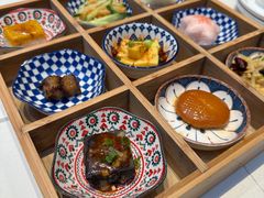 -阿瓦山寨·湘菜现炒·剁椒鱼头王(咸阳总店)