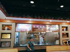 -围龙屋客家食府(福田店)