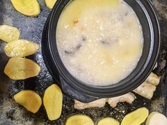 -有一锅·野生菌黑山羊腊排骨火锅(古城北门店)
